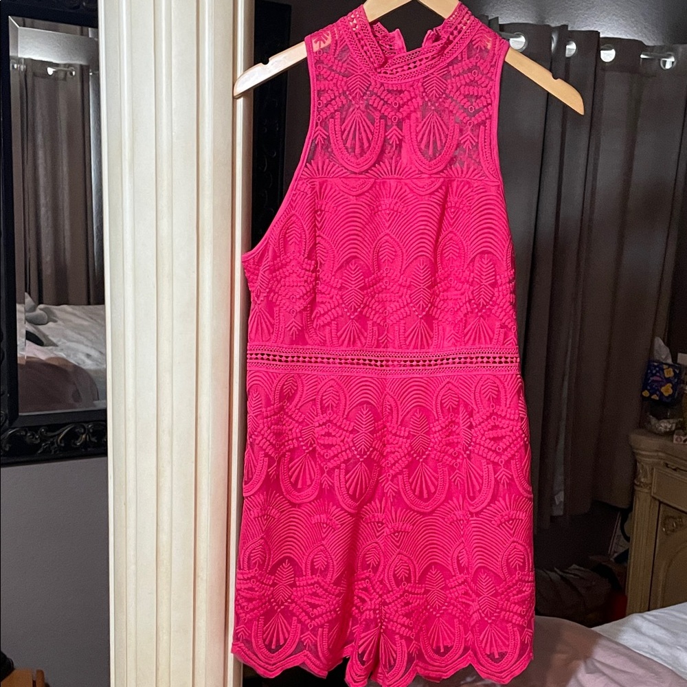 Elegant Pink Lace Sleeveless shorts Romper